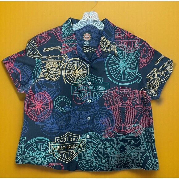 Harley-Davidson Tops - Harley Davidson Tori Richard‎ 100% Silk Button Up Shirt Women’s Large Hawaii
